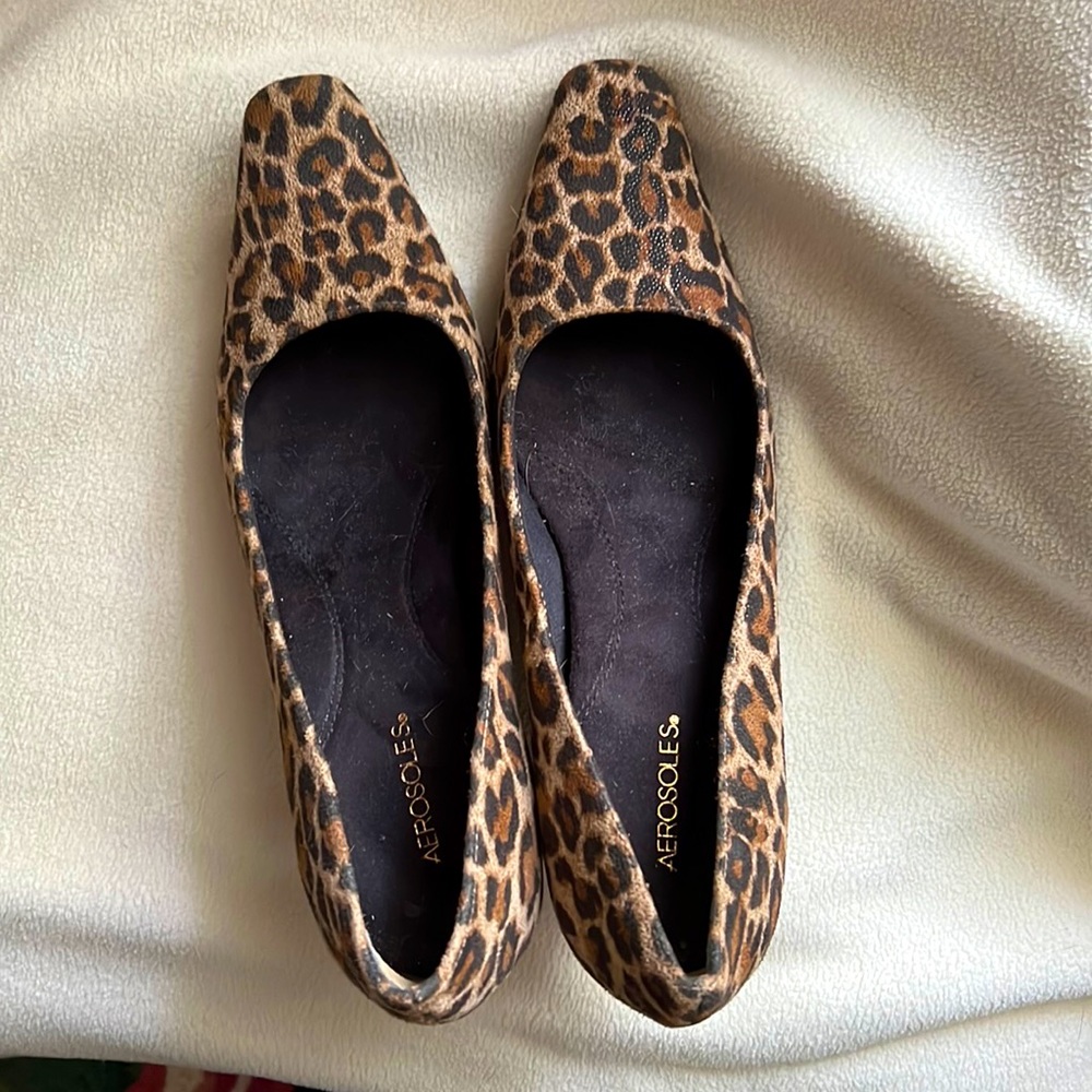 Aerosol Cheetah print heels